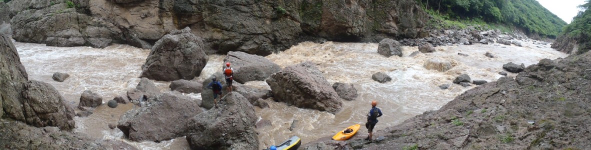 river photo